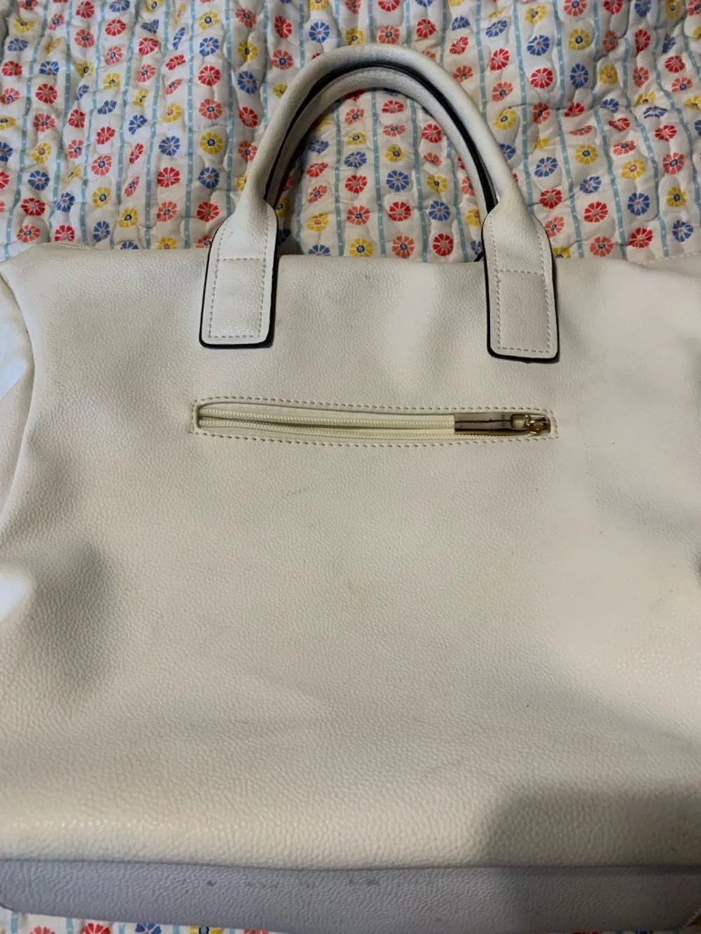 N/A chic white